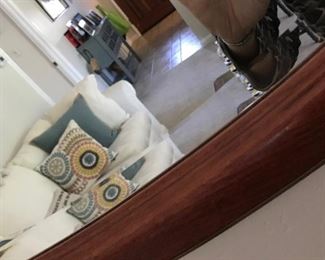 mirrorantiqbevld