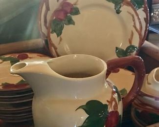 1940s Franciscan Ware set