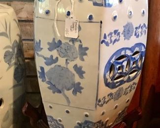Porcelain garden stool