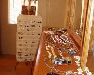 Jewlery