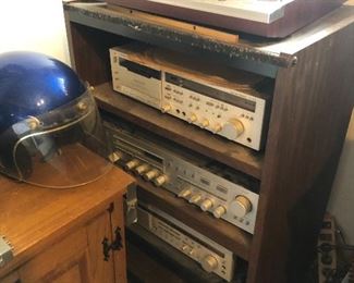 Record player and stereo equipment (Denon/Yamaha)
