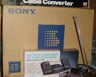 2 Way CB Radio, Cable Converter, Gamelink, Sony