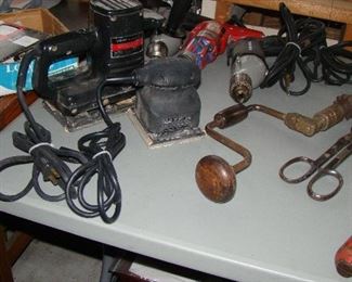 Miscellaneous power tools (sander, power drill)