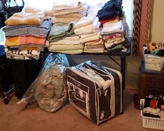 Blankets, Linens, Towels and Comforters