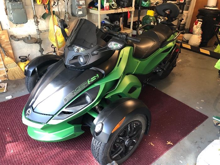 2012 Can Am 7k original one owner in Perfect Condition RSS Spyder