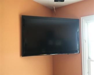 flat screen tv