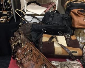 Purses and pocketbooks