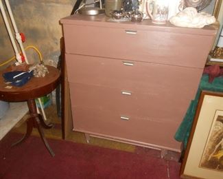 Mid-Century chest of drawers
