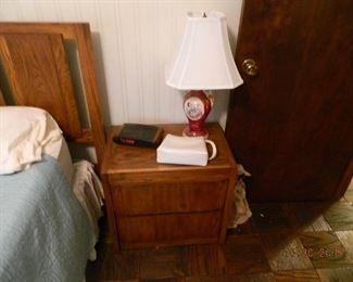 end table/lamp