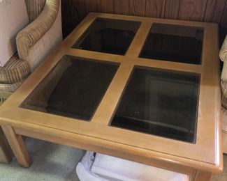 Coffee table and matching end table (photo of end table to follow tomorrow)