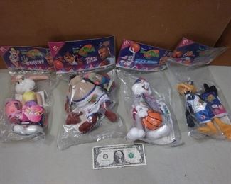 Set of 4 Looney Tunes McDonald's Michael Jordan Space Jam Plush toys