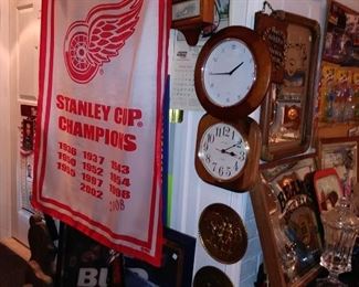 Large Red wings Banner