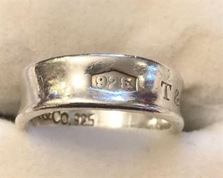 TIFFANY & CO. STERLING SILVER RING