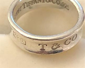 TIFFANY & CO. STERLING SILVER RING