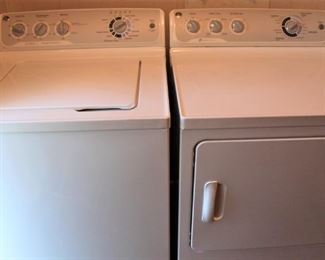 Excellent condition GE Washer and Dryer Set.