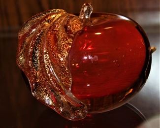 Genuine Vetro artistco handmade apple.