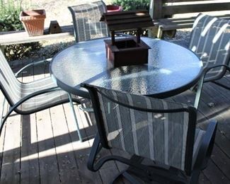 Outdoor table and chairs- Nice