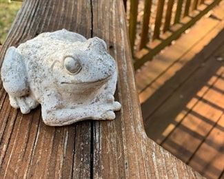 Frog Yard ornament