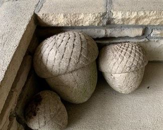 Smith & Hawken Concrete Acorns
