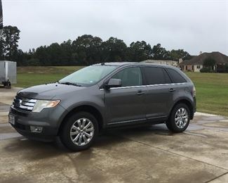 2010 Ford edge excellent condition top of the line