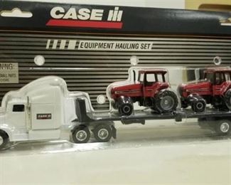 Ertl Case Ih Equipment Hauling Set, Die Cast Metal 1/64 Scale Tractor & Trailer