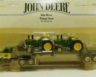 John Deere Vintage Semi Die Cast Truck Farm 5020 Tractor Set Unopen 1/64