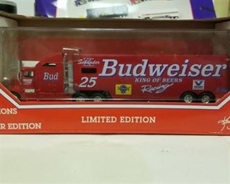 Racing Champions 1995 Ken Schrader Budweiser 25 Diecast Transporter Hauler 1:64