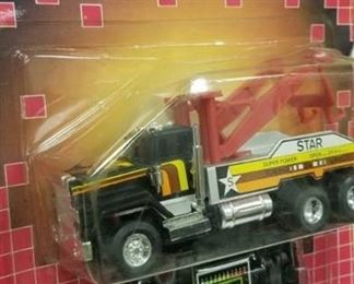 star toys battery operated Wrecker remote card folded, new in package,