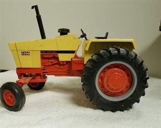 Case Agri King 1170 Tractor, 1/32 , used but good condition, See Pix