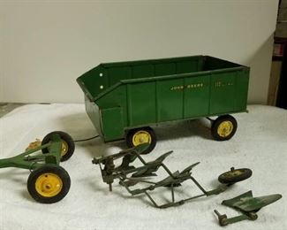 John Deere 112 Chuck Wagon, 3 point hitch 4 bottom plow (broke) and running gear for wagon, used, See Pix