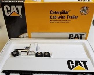 Ertl semi Caterpillar Cab w/Trailer, 1/64 scale, NIB