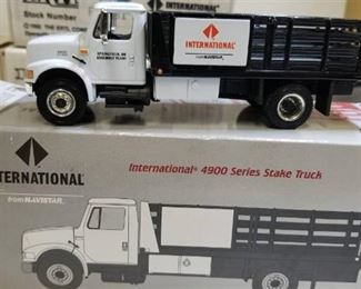 First Gear International 4900 Series Tstake Truck, 1/54 scale, NIB