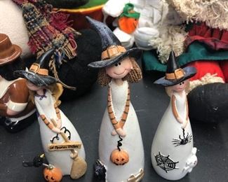 3 CUTE WITCHES