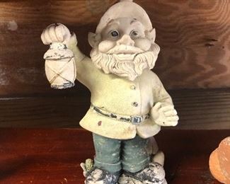 GNOME WITH LANTERN