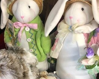 ADORABLE EASTER BUNNY DECOR