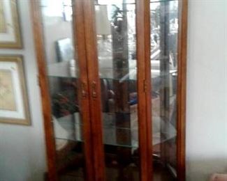 Double display case with lighting