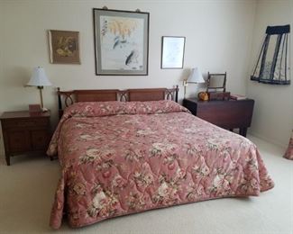 Lovely bedroom set including king size bed