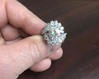ABSOLUTELY STUNNING LADIES CLUSTER // NOT DISPLAYED AT SALE // FAMILY HAS NOT DECIDED THIS RING WILL BE SOLD.... MORE EXPENSIVE ITEMS WILL BE SHOWN ONLY BY APPT AFTER THE SALES. SEE REMARKS IN SALE INFORMATION