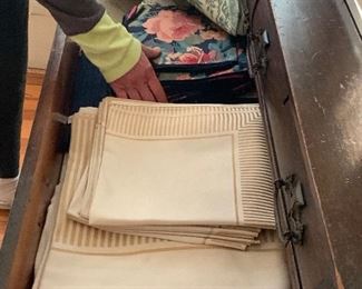 Italian linens