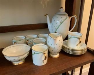 Royal Doulton Yvonne china