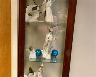Only 4 Lladro figurines left