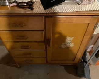 Child’s dresser from the 40s