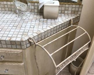 Towel hanger - rustic style - loads of bathroom accessories
