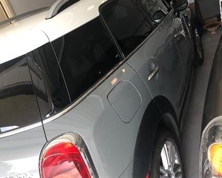 2018 Mini Cooper Countryman with less than 5,000 miles - $29,400