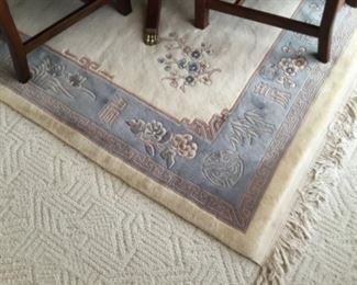 Asian blue and cream rug 6' x 9'