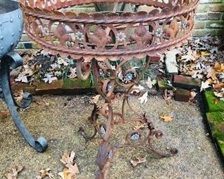 Antique plant stand, will hold at least 4) large pots