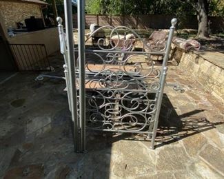 Decorative Metal Bed Frame Twin Size