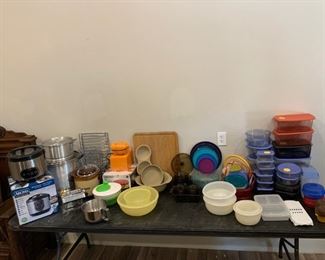Kitchen Items: rice cooker x2, Tupperware, Pampered Chef, wood cutting board, tamale steams pots
