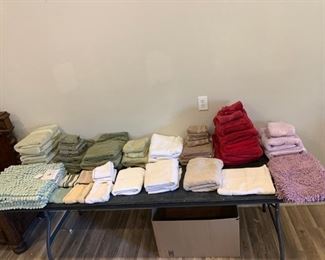 Bathroom Towels and Rugs