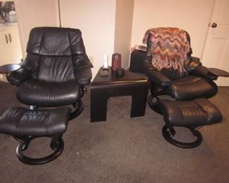 Pair Leather Recliner's with Ottomans and Attachable Snack Tables